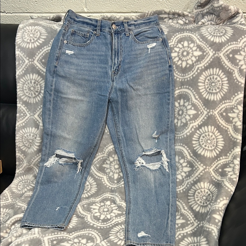 American Eagle Outfitters Light Blue Boyfriend Jeans